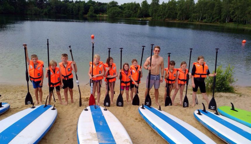 SUP Stand Up Paddling als aufregendes Event zum perfekten Kindergeburtstag mit WSM Events